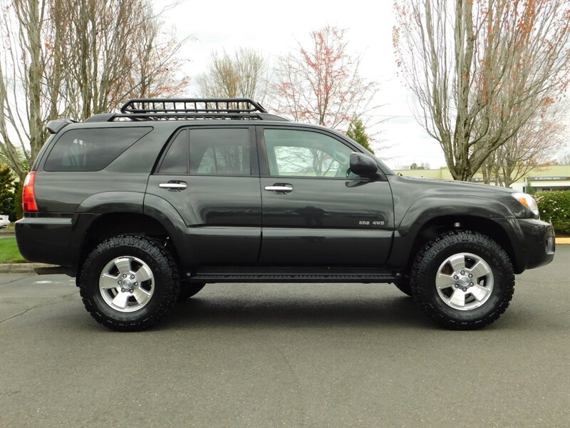 2008 Toyota 4Runner SR5 V6 4.0L / 4X4 / DIFF LOCK / LIFTED