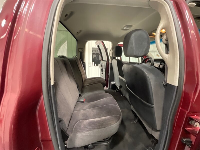 2003 Dodge Ram 2500 SLT Quad Cab 4X4 / 5.9L CUMMINS DIESEL / LIFTED / LONG BED / 141K Miles - Photo 13 - Gladstone, OR 97027