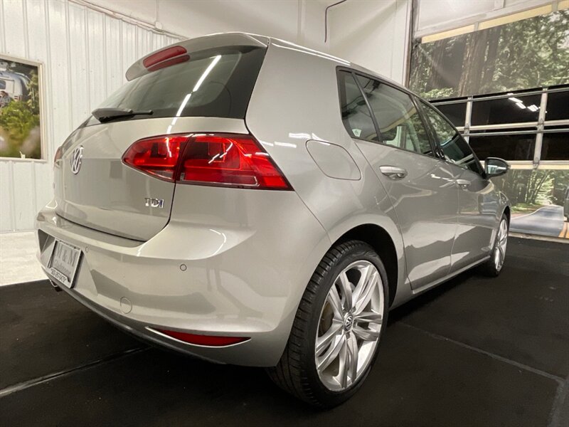 2015 Volkswagen Golf TDI SEL HATCHBACK / TURBO DIESEL / 6-SPEED MAUAL  / PANO SUNROOF / Leather Heated Seats - Photo 7 - Gladstone, OR 97027