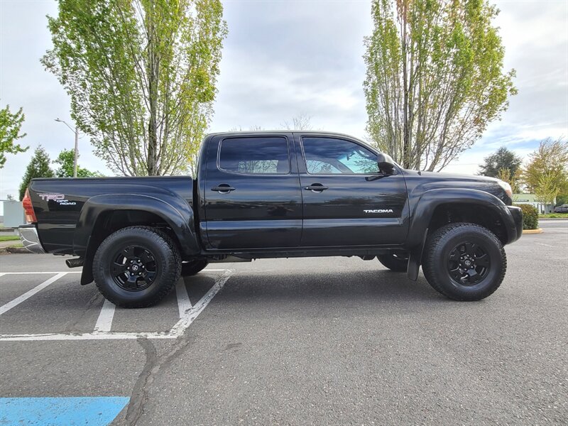 2006 Toyota Tacoma V6  DIFF LOCKER / 6 SPEED MANUAL / 1-OWNER - Photo 4 - Portland, OR 97217