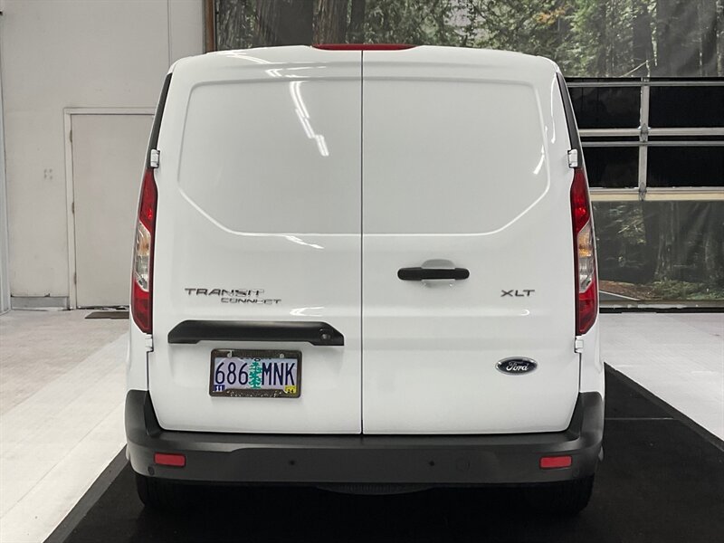 2020 Ford Transit Connect CARGO VAN XLT / 2.0L 4Cyl / 1-OWNER / 12,000 MILES  / Backup Camera / Blind Spot Alert / CARGO VAN CAMPER - Photo 6 - Gladstone, OR 97027