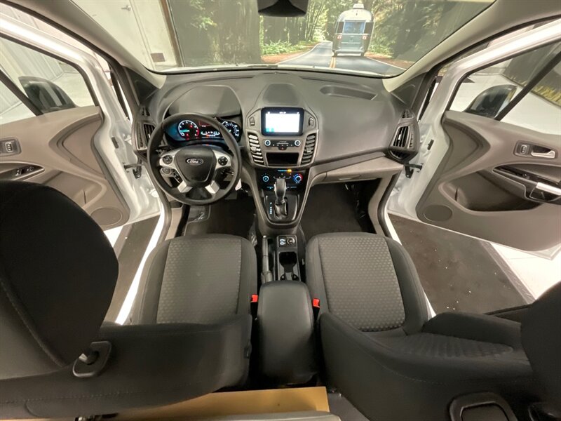 2020 Ford Transit Connect CARGO VAN XLT / 2.0L 4Cyl / 1-OWNER / 12,000 MILES  / Backup Camera / Blind Spot Alert / CARGO VAN CAMPER - Photo 30 - Gladstone, OR 97027