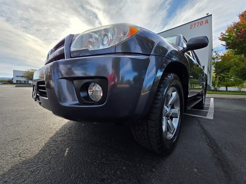 2008 Toyota 4Runner Limited Edition 4X4 / DIFF LOCK / NAVi / BACK CAM / HEATED LEATHER / NEW TIRES / ZERO RUST / SERVICE RECORDS - Photo 9 - Portland, OR 97217