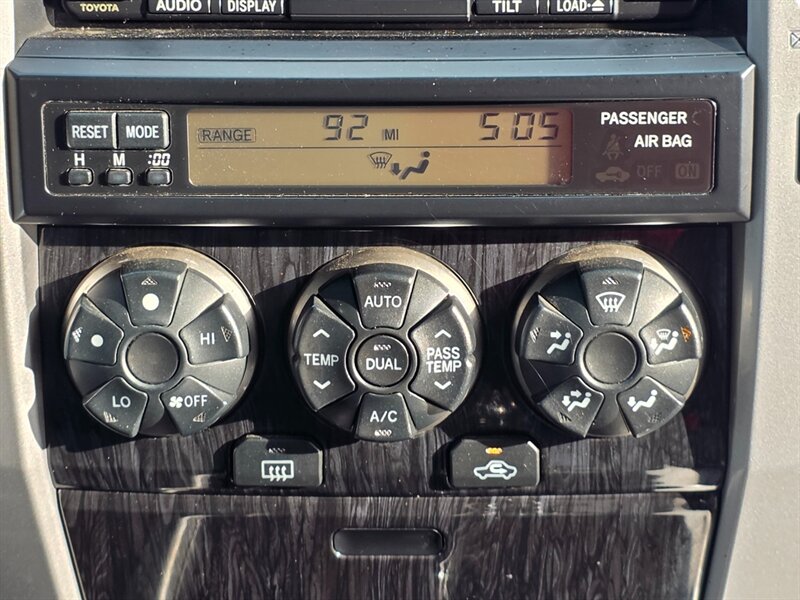 2008 Toyota 4Runner Limited Edition 4X4 / DIFF LOCK / NAVi / BACK CAM / HEATED LEATHER / NEW TIRES / ZERO RUST / SERVICE RECORDS - Photo 38 - Portland, OR 97217