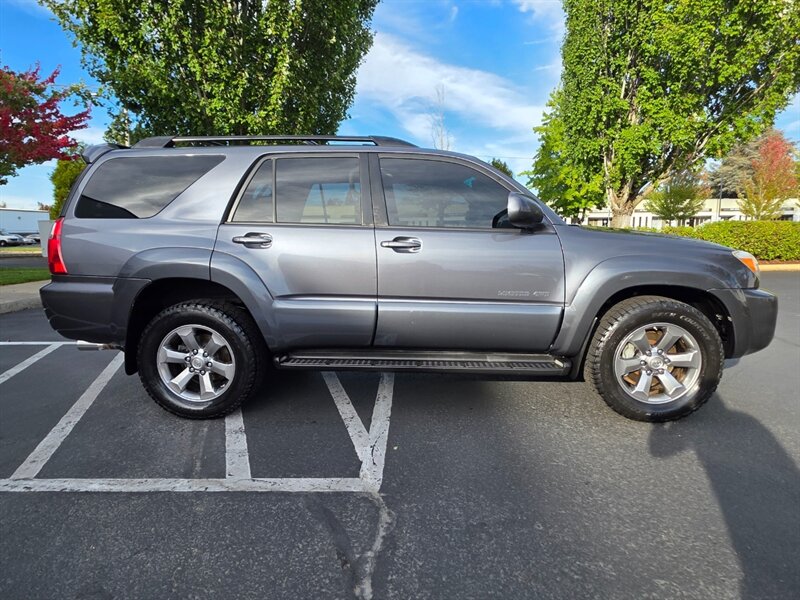 2008 Toyota 4Runner Limited Edition 4X4 / DIFF LOCK / NAVi / BACK CAM / HEATED LEATHER / NEW TIRES / ZERO RUST / SERVICE RECORDS - Photo 4 - Portland, OR 97217
