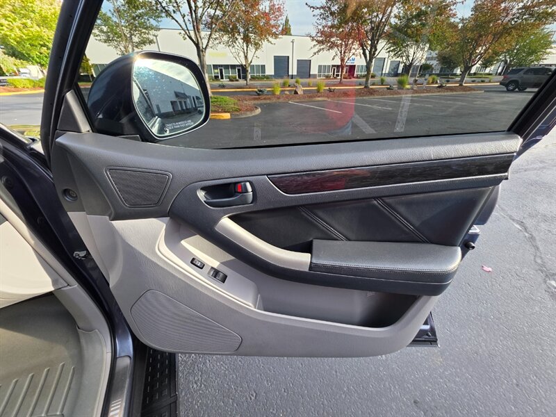2008 Toyota 4Runner Limited Edition 4X4 / DIFF LOCK / NAVi / BACK CAM / HEATED LEATHER / NEW TIRES / ZERO RUST / SERVICE RECORDS - Photo 50 - Portland, OR 97217