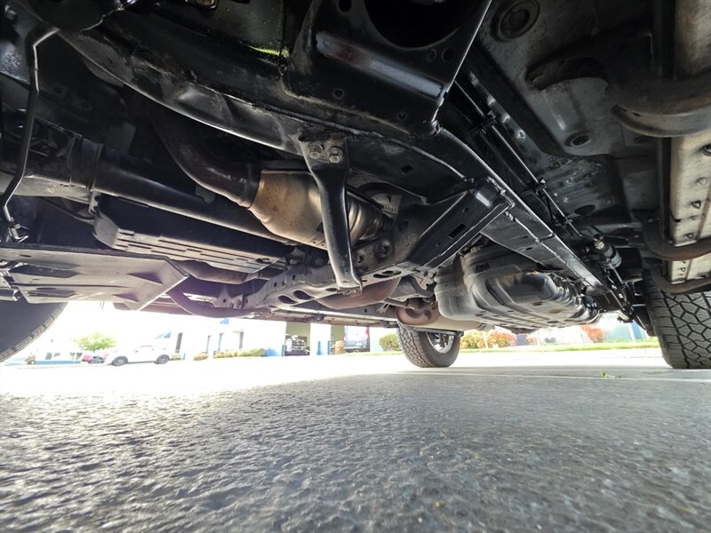 2008 Toyota 4Runner Limited Edition 4X4 / DIFF LOCK / NAVi / BACK CAM / HEATED LEATHER / NEW TIRES / ZERO RUST / SERVICE RECORDS - Photo 55 - Portland, OR 97217