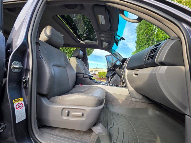 2008 Toyota 4Runner Limited Edition 4X4 / DIFF LOCK / NAVi / BACK CAM / HEATED LEATHER / NEW TIRES / ZERO RUST / SERVICE RECORDS - Photo 16 - Portland, OR 97217