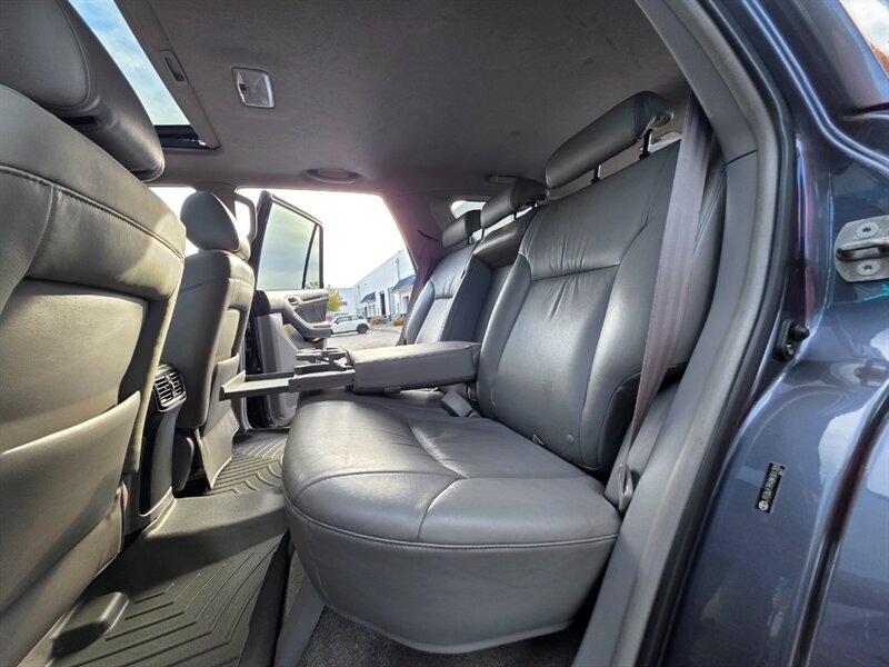 2008 Toyota 4Runner Limited Edition 4X4 / DIFF LOCK / NAVi / BACK CAM / HEATED LEATHER / NEW TIRES / ZERO RUST / SERVICE RECORDS - Photo 14 - Portland, OR 97217