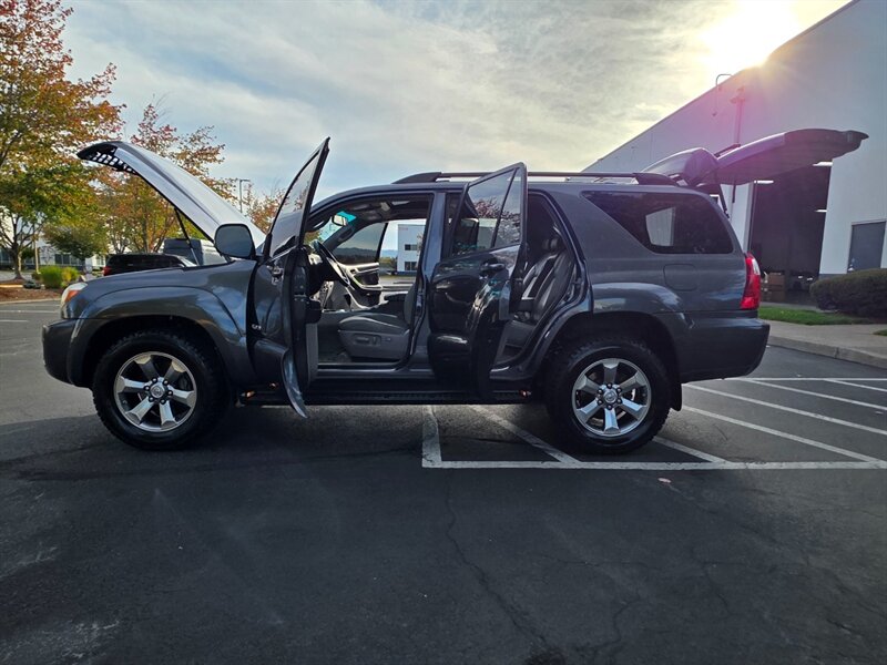 2008 Toyota 4Runner Limited Edition 4X4 / DIFF LOCK / NAVi / BACK CAM / HEATED LEATHER / NEW TIRES / ZERO RUST / SERVICE RECORDS - Photo 22 - Portland, OR 97217