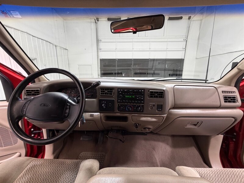 2001 Ford F-250 F250 Super Duty XLT 4X4 7.3L DIESEL / LOW MILES / ZERO RUST / Michelin Tires / Long bed - Photo 38 - Gladstone, OR 97027