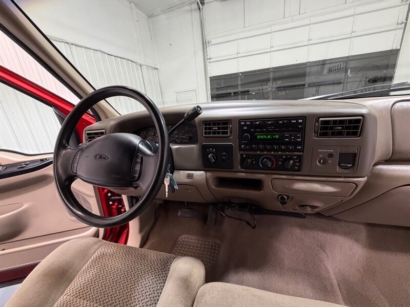 2001 Ford F-250 F250 Super Duty XLT 4X4 7.3L DIESEL / LOW MILES / ZERO RUST / Michelin Tires / Long bed - Photo 17 - Gladstone, OR 97027