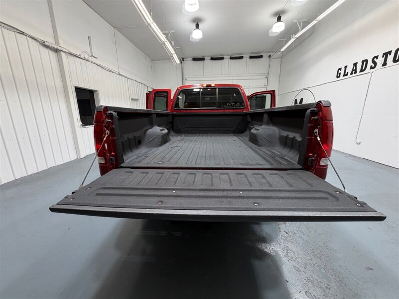 2001 Ford F-250 F250 Super Duty XLT 4X4 7.3L DIESEL / LOW MILES / ZERO RUST / Michelin Tires / Long bed - Photo 10 - Gladstone, OR 97027
