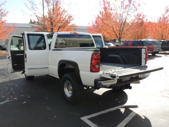 2003 Chevrolet Silverado 2500 HD 4X4 4-Door 6.6L DURAMAX Turbo DIESEL w/ ALLISON   - Photo 11 - Portland, OR 97217