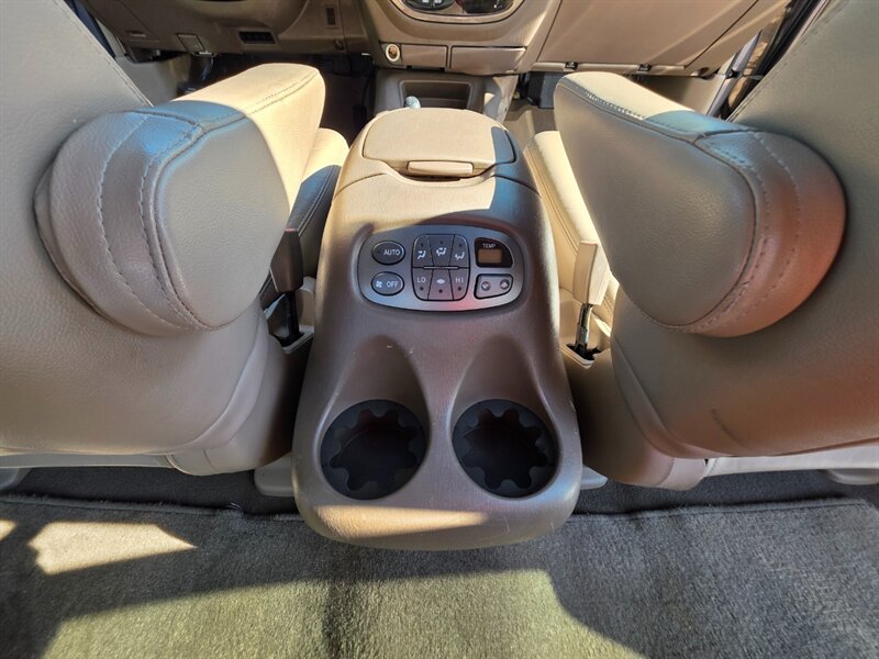 2002 Toyota Sequoia 4X4 LIMITED TIMING BELT DONE / NEW TIRES / LIFTED / V8 4.7L / 8-PASSENGER / HEATED LEATHER / SUNROOF / EXCELLENT CONDITION - Photo 47 - Portland, OR 97217