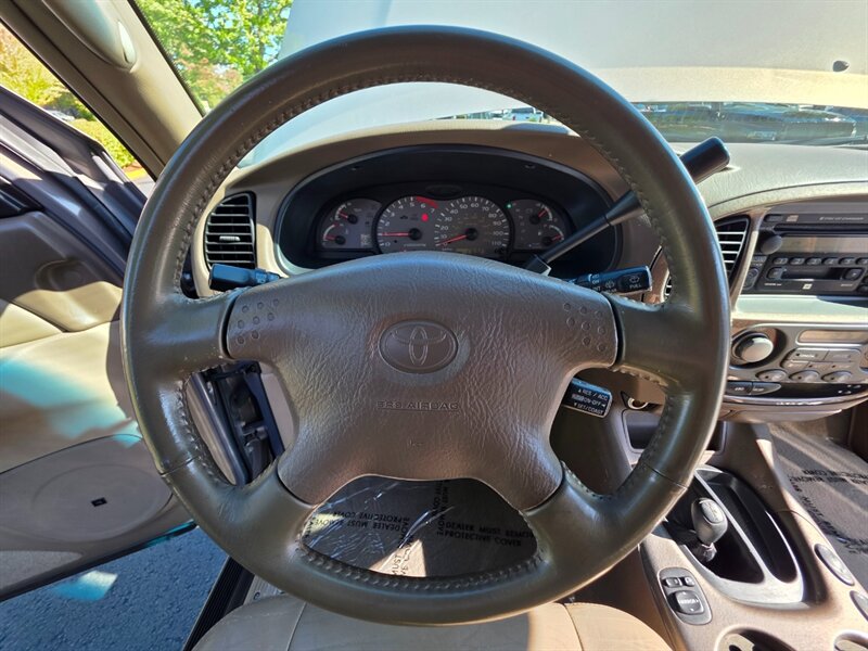 2002 Toyota Sequoia 4X4 LIMITED TIMING BELT DONE / NEW TIRES / LIFTED / V8 4.7L / 8-PASSENGER / HEATED LEATHER / SUNROOF / EXCELLENT CONDITION - Photo 38 - Portland, OR 97217