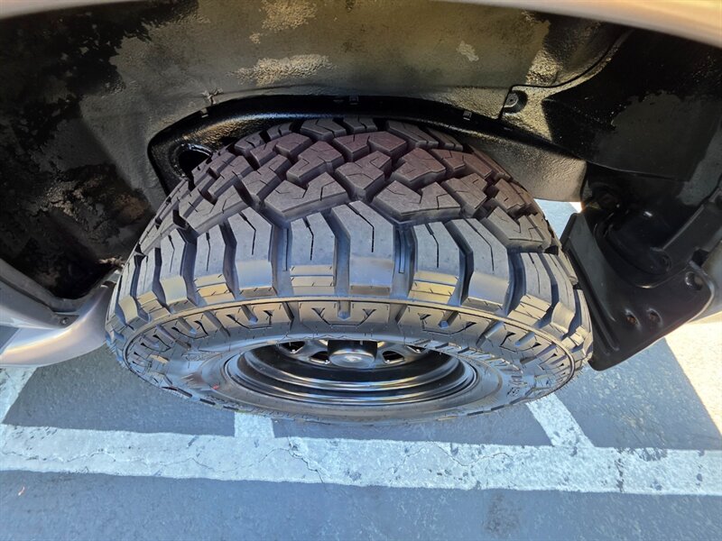 2002 Toyota Sequoia 4X4 LIMITED TIMING BELT DONE / NEW TIRES / LIFTED / V8 4.7L / 8-PASSENGER / HEATED LEATHER / SUNROOF / EXCELLENT CONDITION - Photo 54 - Portland, OR 97217