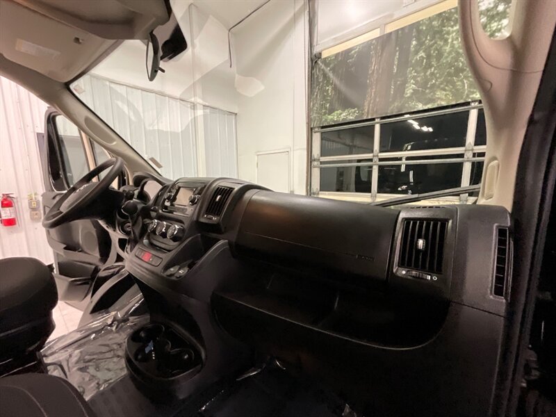 2021 RAM ProMaster 1500 Cargo Van HIGHROOF / 136 " WB / 8,000 MILES  / 1-OWNER / Backup Camera / Highroof & 136 " WB - Photo 37 - Gladstone, OR 97027