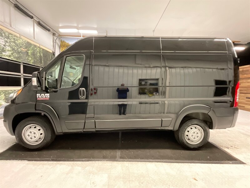 2021 RAM ProMaster 1500 Cargo Van HIGHROOF / 136 " WB / 8,000 MILES  / 1-OWNER / Backup Camera / Highroof & 136 " WB - Photo 3 - Gladstone, OR 97027