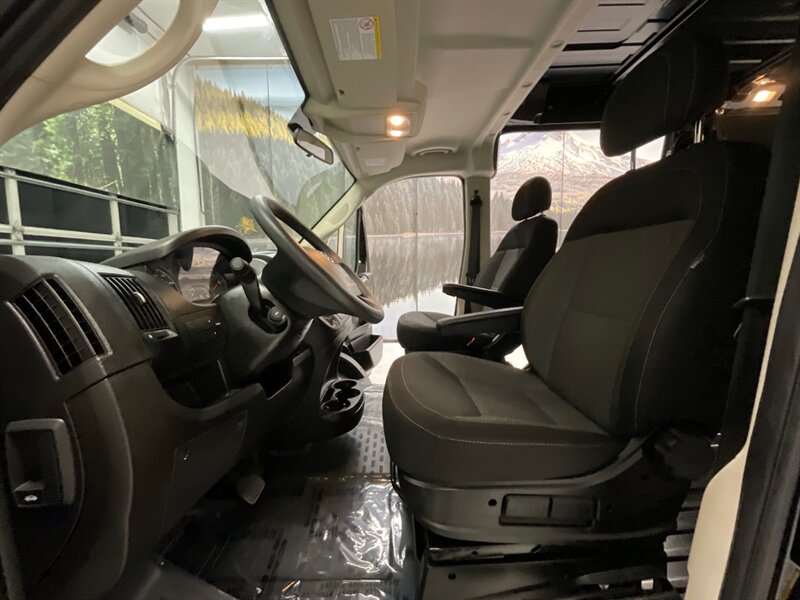 2021 RAM ProMaster 1500 Cargo Van HIGHROOF / 136 " WB / 8,000 MILES  / 1-OWNER / Backup Camera / Highroof & 136 " WB - Photo 17 - Gladstone, OR 97027