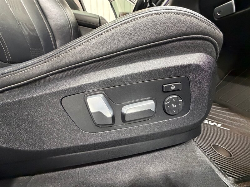 2019 BMW X5 xDrive40i AWD / Panoramic Sunroof / 81K Miles / Fully loaded - Photo 21 - Gladstone, OR 97027