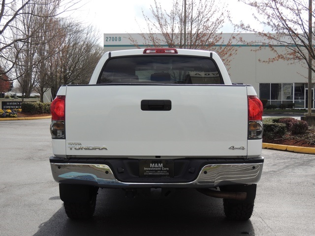 2007 Toyota Tundra SR5 / CrewMax / 4X4 / 5.7L / LIFTED/ 1-Owner   - Photo 6 - Portland, OR 97217