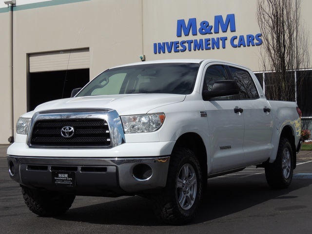 2007 Toyota Tundra SR5 / CrewMax / 4X4 / 5.7L / LIFTED/ 1-Owner   - Photo 41 - Portland, OR 97217