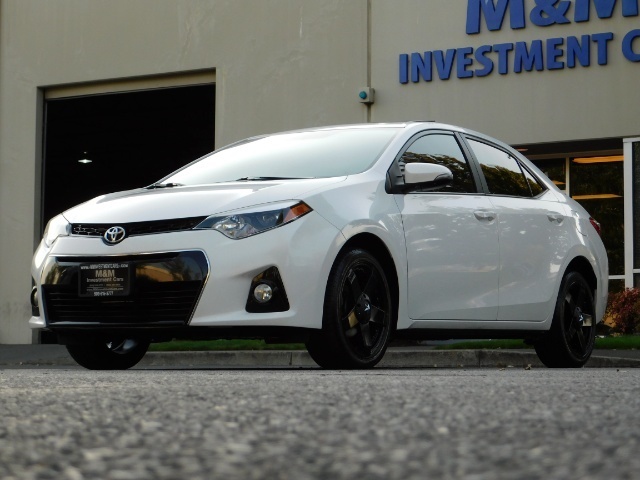 2014 Toyota Corolla S Plus / Navigation / Backup Cam / Sunroof / Excel   - Photo 1 - Portland, OR 97217