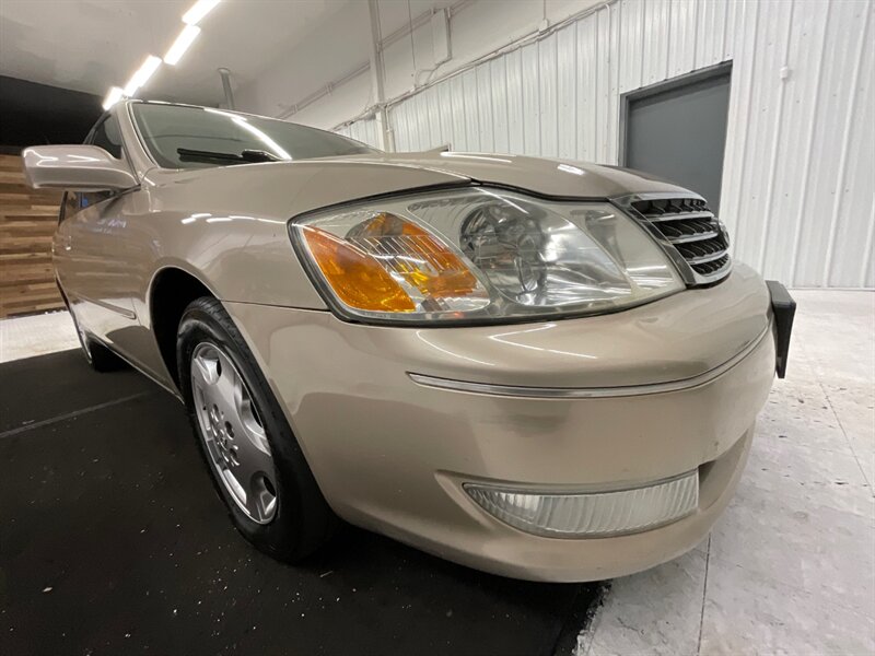 2004 Toyota Avalon XLS Sedan / 3.0L V6 / FRESH TIMING BELT  SERVICE  / Leather Seats / Sunroof / LOCAL OREGON CAR / 161,000 MILES - Photo 29 - Gladstone, OR 97027