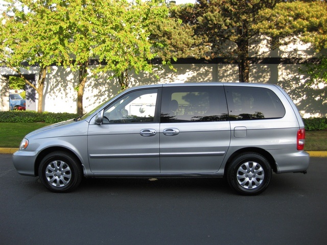 2005 Kia Sedona LX Minivan V6 Automatic 3RD Seat . Loaded   - Photo 3 - Portland, OR 97217