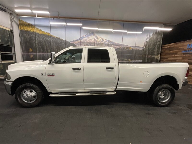 2012 RAM 3500 Crew Cab 4X4 / 6.7L DIESEL / DUALLY / 61,000 MILES  SUPER CLEAN DUALLY / 6.7L CUMMINS DIESEL / ONLY 61,000 MILES - Photo 3 - Gladstone, OR 97027