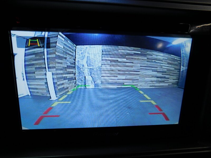 2010 Toyota 4Runner SR5 4X4 / Backup Cam   - Photo 20 - Gladstone, OR 97027