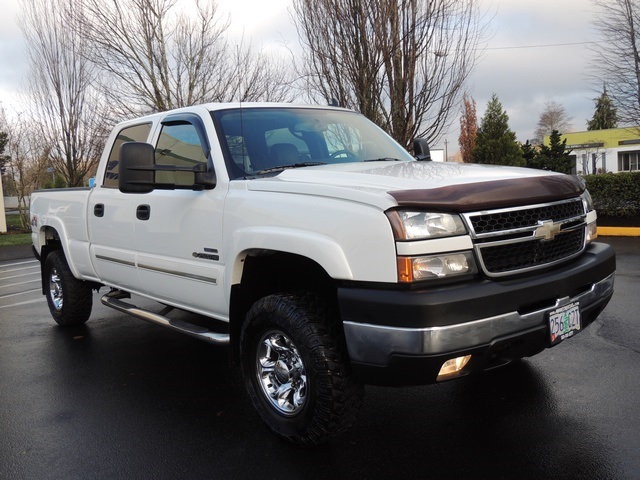 2007 Chevrolet Silverado 2500 LT / Crew Cab / 4X4 / 6.6L Duramax Diesel ...