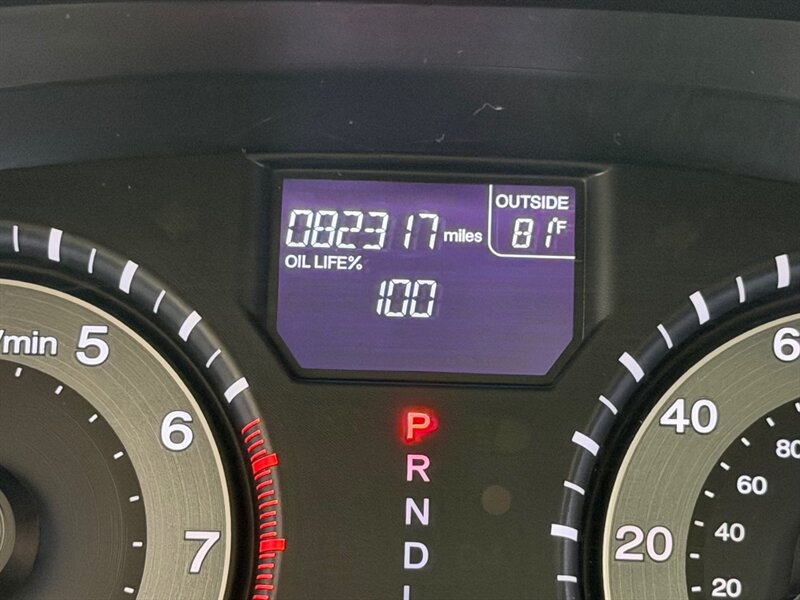 2016 Honda Odyssey EX-L 8-Passenger w/ Camera / DVD / NEW TIRES / Leather w. Heated Seats / LOW MILES - Photo 52 - Gladstone, OR 97027