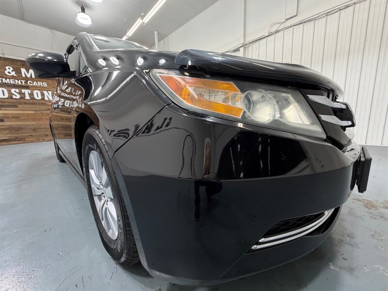 2016 Honda Odyssey EX-L 8-Passenger w/ Camera / DVD / NEW TIRES / Leather w. Heated Seats / LOW MILES - Photo 55 - Gladstone, OR 97027