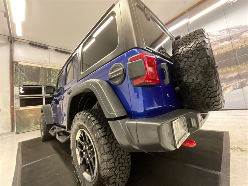 2019 Jeep Wrangler Unlimited Rubicon 4X4 / 3.6L V6 / LOADED LOADED  / Leather Heated Seats / Navigation & Camera / Alpine Sound /Adaptive Cruise / LOCAL OREGON SUV - Photo 10 - Gladstone, OR 97027