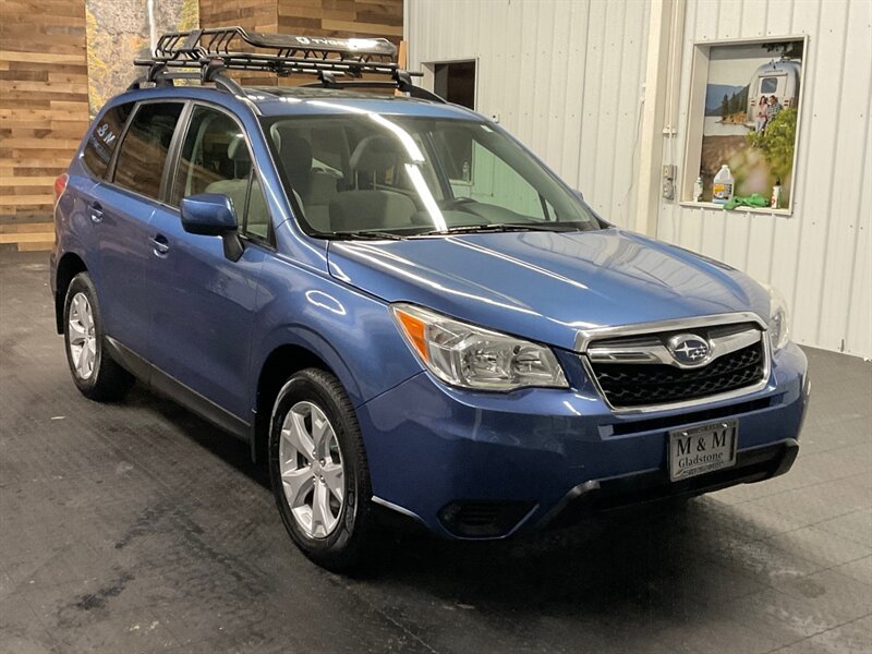 2015 Subaru Forester 2.5i Premium Sport Utility / 1-OWNER /Pano Sunroof  LOCAL OREGON SUV / AWD / Backup Camera / ONLY 70,000 MILES - Photo 2 - Gladstone, OR 97027