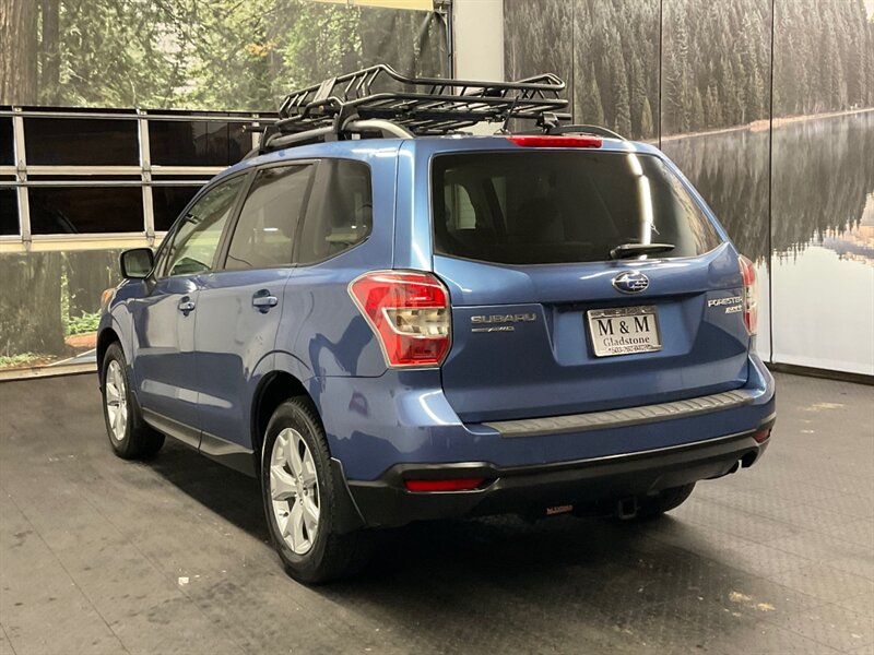 2015 Subaru Forester 2.5i Premium Sport Utility / 1-OWNER /Pano Sunroof  LOCAL OREGON SUV / AWD / Backup Camera / ONLY 70,000 MILES - Photo 7 - Gladstone, OR 97027