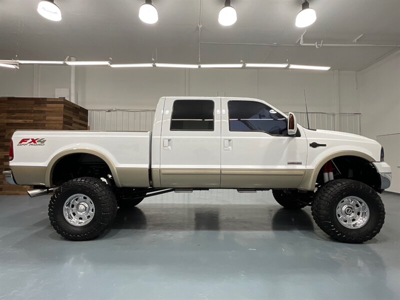 2001 Ford F-250 Lariat Crew Cab 4X4 / 7.3L DIESEL / KING RANCH PKG  / 1-OWNER w. ZERO RUST / FACE LIFT / TONS OF UPGRADE - Photo 4 - Gladstone, OR 97027