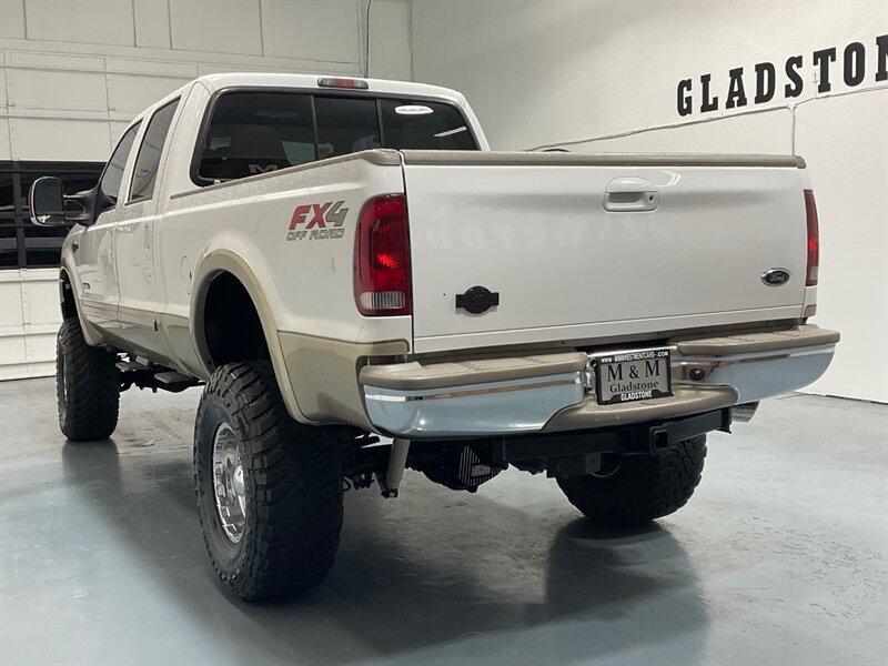 2001 Ford F-250 Lariat Crew Cab 4X4 / 7.3L DIESEL / KING RANCH PKG  / 1-OWNER w. ZERO RUST / FACE LIFT / TONS OF UPGRADE - Photo 8 - Gladstone, OR 97027