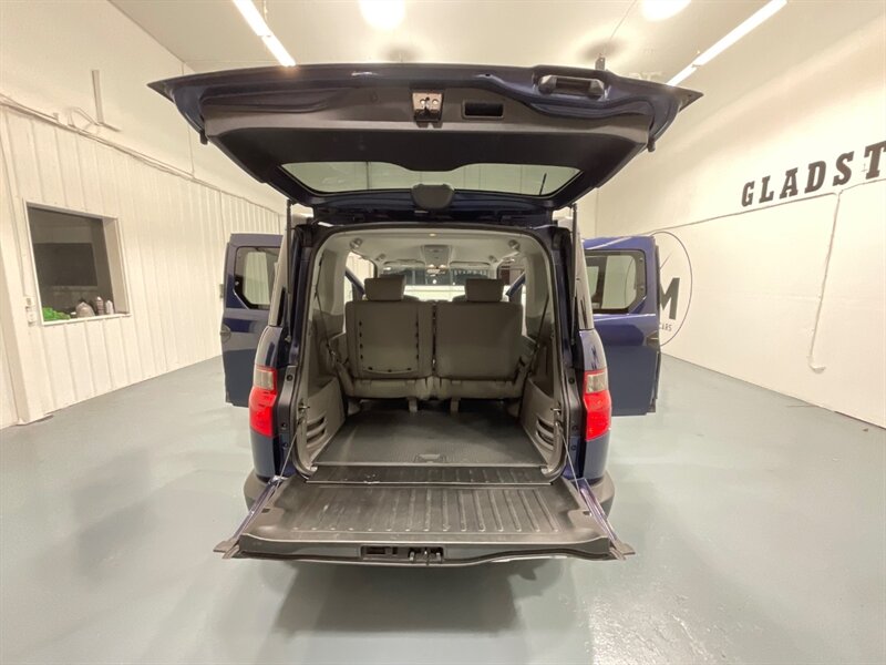 2010 Honda Element EX Sport Utility AWD / NEW TIRES / ZERO RUST / Towing Pkg - Photo 21 - Gladstone, OR 97027
