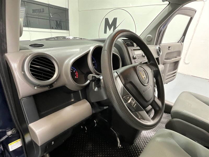 2010 Honda Element EX Sport Utility AWD / NEW TIRES / ZERO RUST / Towing Pkg - Photo 36 - Gladstone, OR 97027