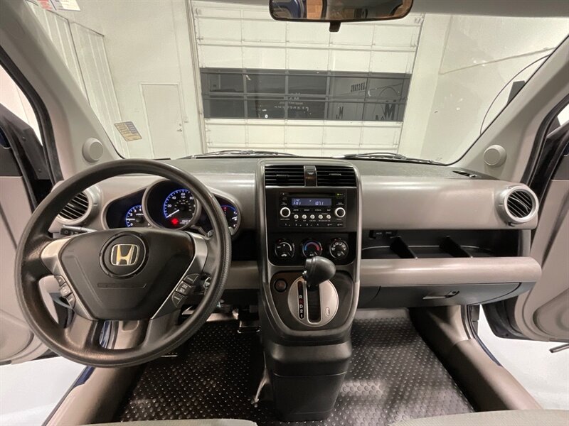 2010 Honda Element EX Sport Utility AWD / NEW TIRES / ZERO RUST / Towing Pkg - Photo 16 - Gladstone, OR 97027