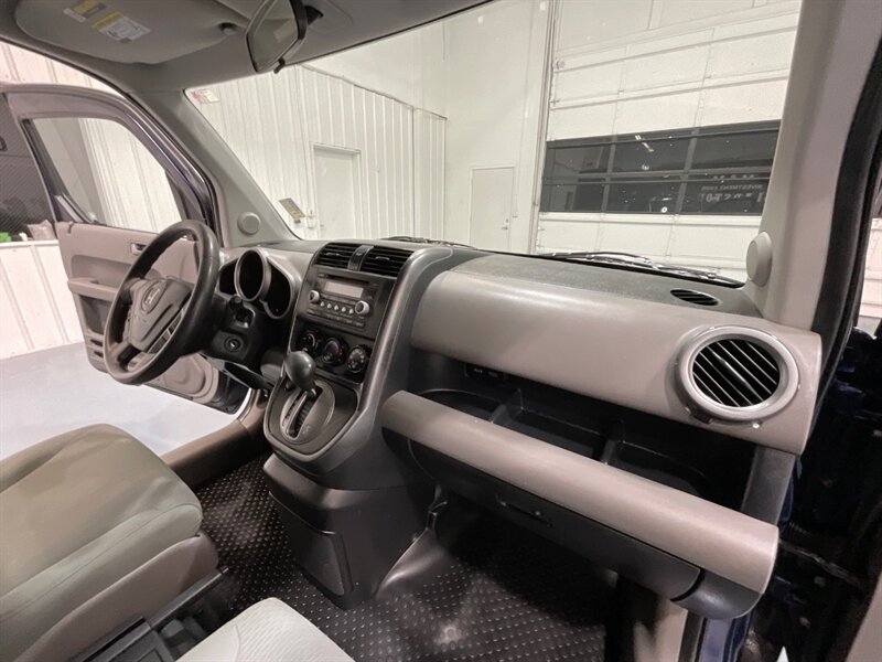 2010 Honda Element EX Sport Utility AWD / NEW TIRES / ZERO RUST / Towing Pkg - Photo 35 - Gladstone, OR 97027