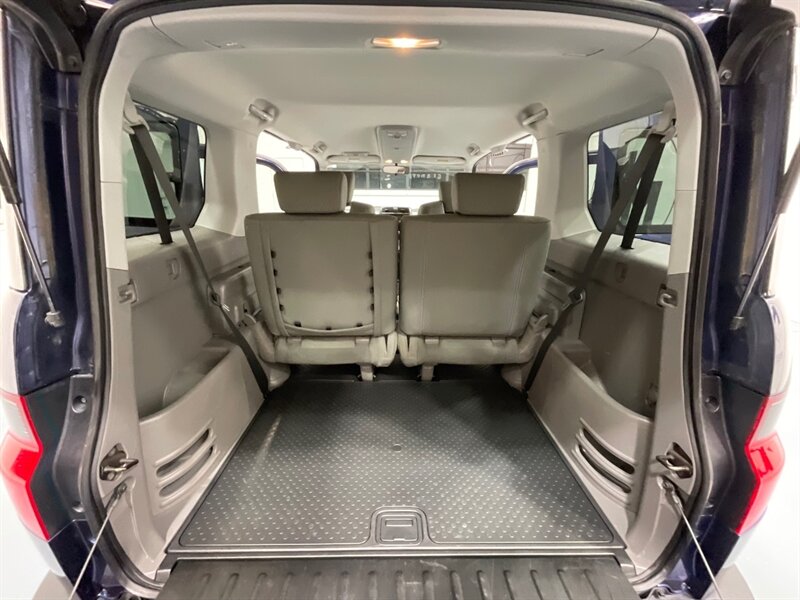 2010 Honda Element EX Sport Utility AWD / NEW TIRES / ZERO RUST / Towing Pkg - Photo 13 - Gladstone, OR 97027