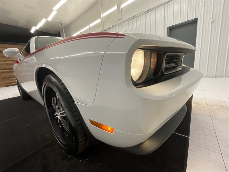 2014 Dodge Challenger Rallye Redline Coupe  / 3.6L V6 / Leather / Navi  / Leather & Heated Seats / Sunroof / SOUND GROUP / SHARP & CLEAN !! - Photo 27 - Gladstone, OR 97027