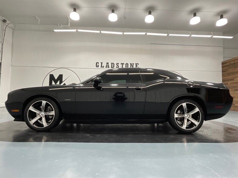 2014 Dodge Challenger R/T Shaker Package Coupe / 5.7L V8 HEMI / 6-SPEED  / ONLY 62,000 MILES - Photo 3 - Gladstone, OR 97027