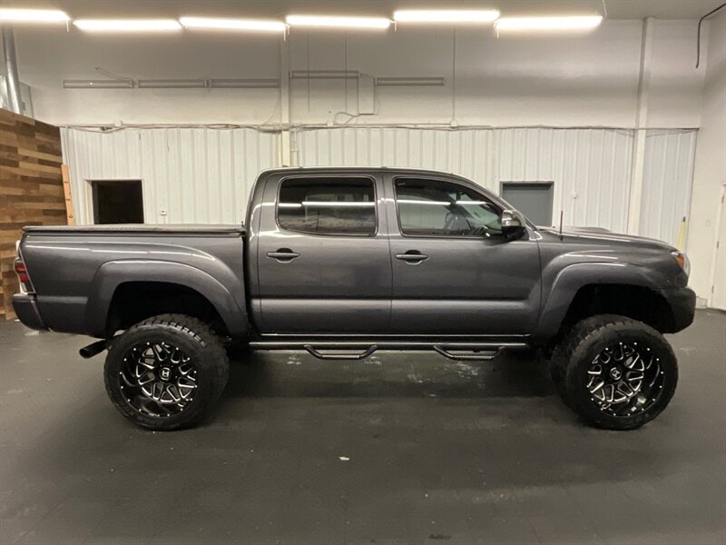 2014 Toyota Tacoma V6 4x4 SR5 SPORT PACKAGE / 6 " LIFT / SHARP CLEAN  CUSTOM BUILT / GRILL / LIFT / WHEELS TIRES CLEAN TRUCK - Photo 4 - Gladstone, OR 97027