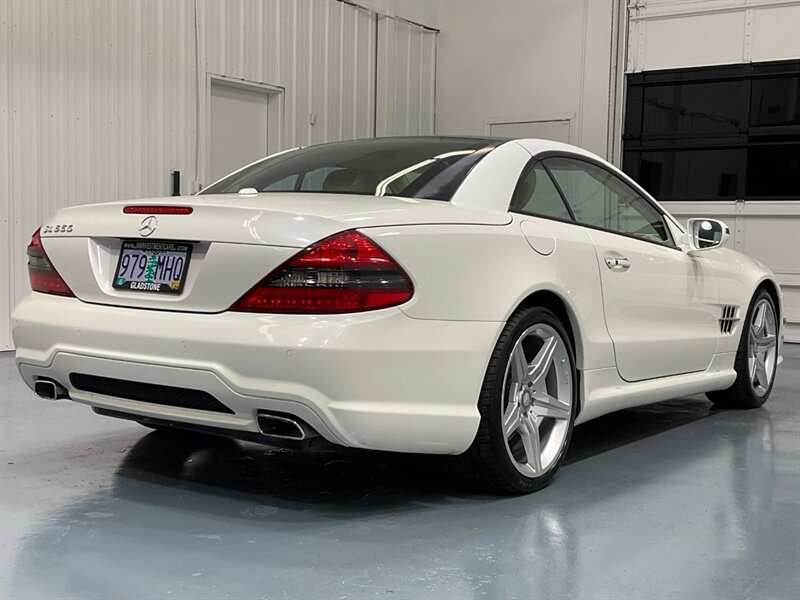 2012 Mercedes-Benz SL 550 Roadster Convertible / 5.5L V8 / 72K MILES  / Leather w. Heated & Cooled Seats - Photo 8 - Gladstone, OR 97027