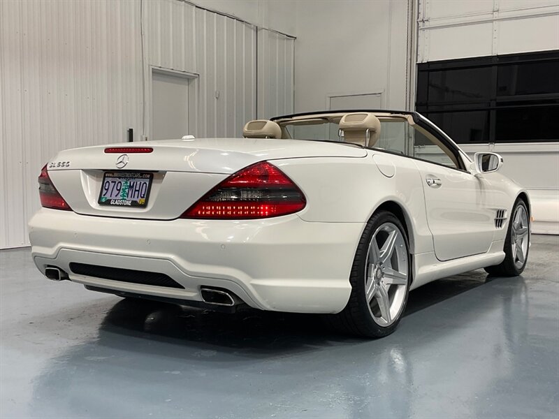 2012 Mercedes-Benz SL 550 Roadster Convertible / 5.5L V8 / 72K MILES  / Leather w. Heated & Cooled Seats - Photo 21 - Gladstone, OR 97027